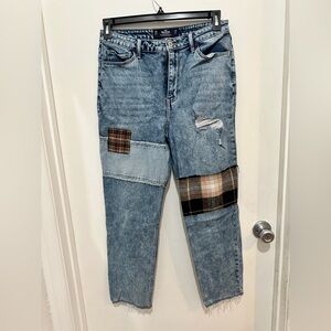 Hollister Blue Ultra High-Rise Mom Jeans